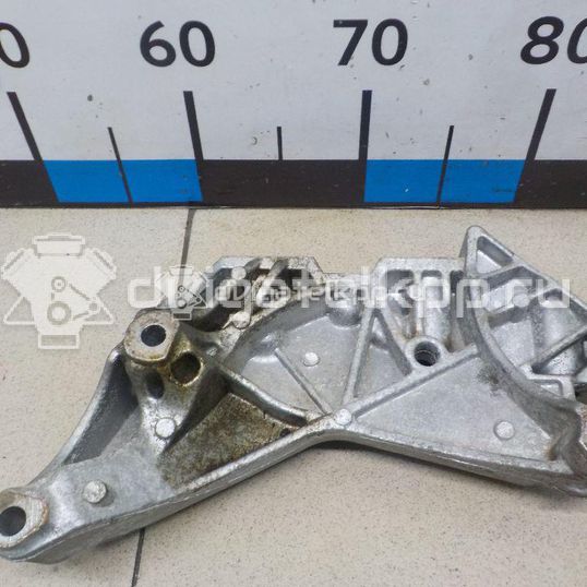 Фото Кронштейн двигателя правый  06J199207P для seat Altea
