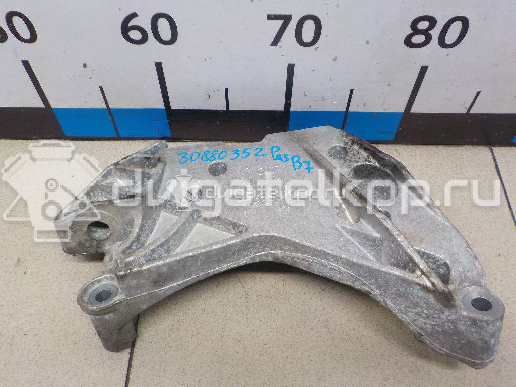 Фото Кронштейн двигателя правый  06J199207P для seat Altea {forloop.counter}}