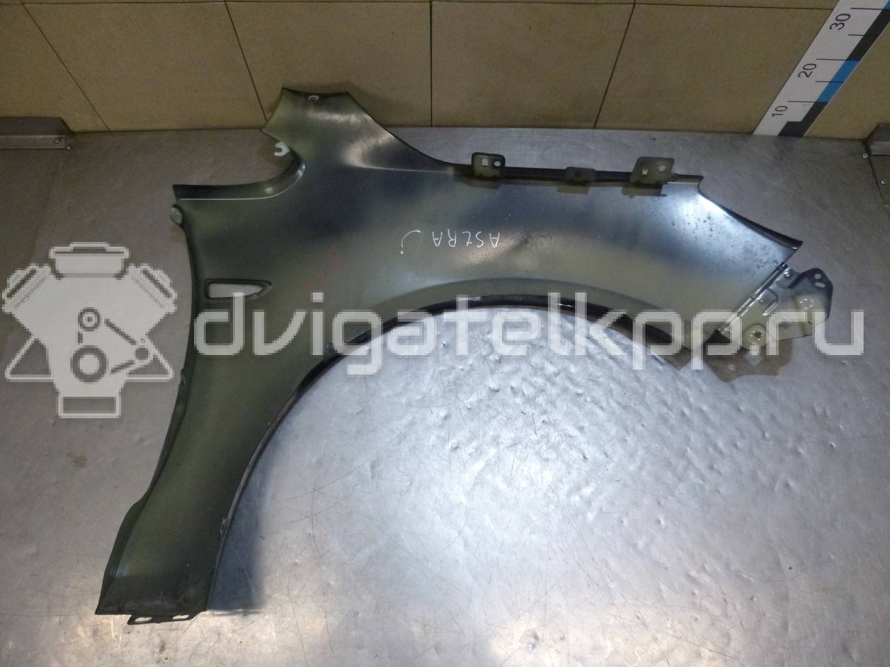 Фото Крыло переднее левое  13302207 для Opel Astra {forloop.counter}}