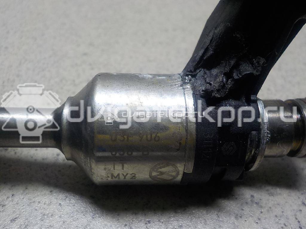 Фото Форсунка инжекторная электрическая  03F906036B для Seat Ibiza / Leon / Toledo / Altea {forloop.counter}}