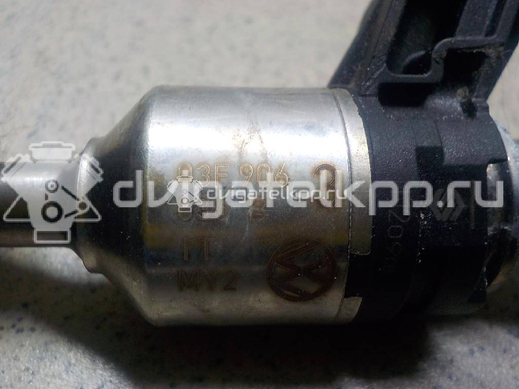 Фото Форсунка инжекторная электрическая  03F906036B для Seat Ibiza / Leon / Toledo / Altea {forloop.counter}}