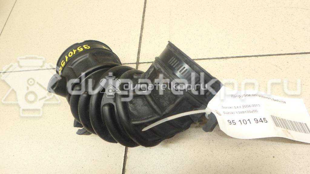 Фото Патрубок воздушного фильтра для двигателя J20A для Maruti Suzuki / Suzuki / Chevrolet / Geo / Maruti 128-132 л.с 16V 2.0 л бензин 1388180J00 {forloop.counter}}