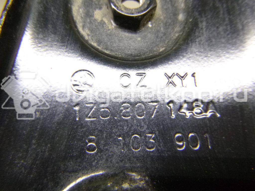 Фото Направляющая заднего бампера правая  1Z5807148A для Skoda Octaviaii 1Z3 {forloop.counter}}