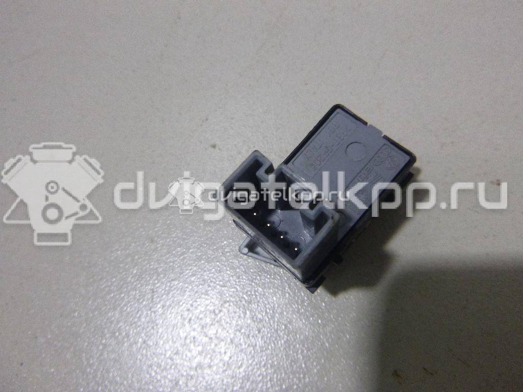 Фото Кнопка стеклоподъемника  1Z0959856 для Skoda Octavia / Octaviaii 1Z3 / Yeti 5L {forloop.counter}}