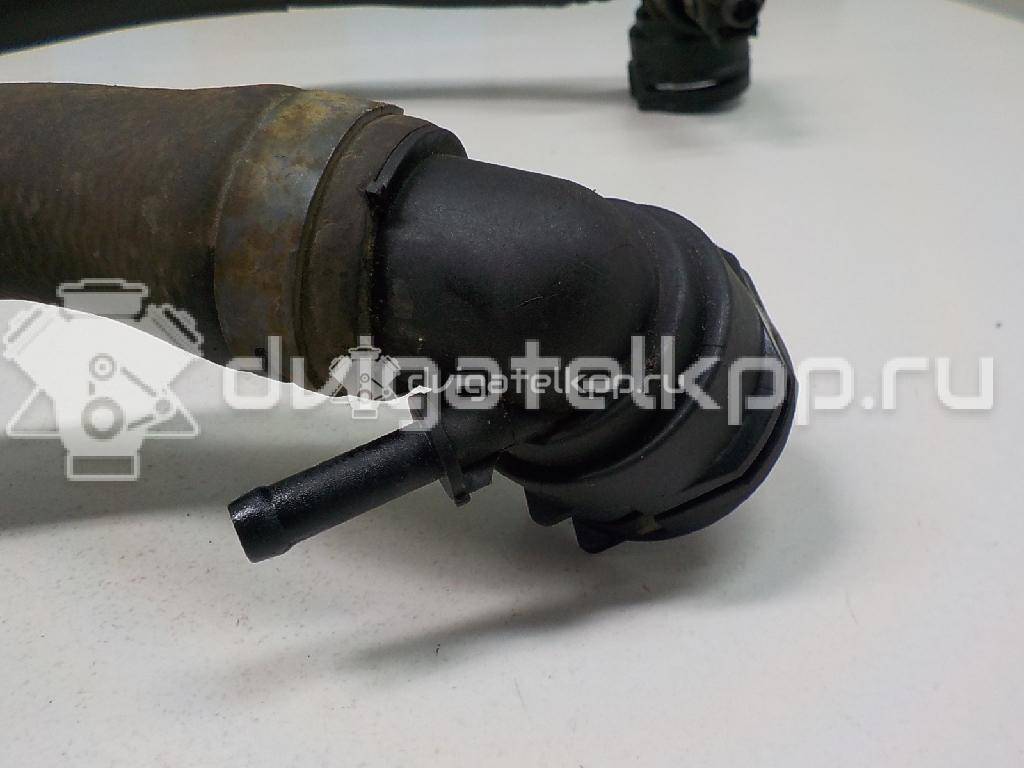 Фото Патрубок радиатора  5Q0121049AD для skoda Octavia (A7) {forloop.counter}}