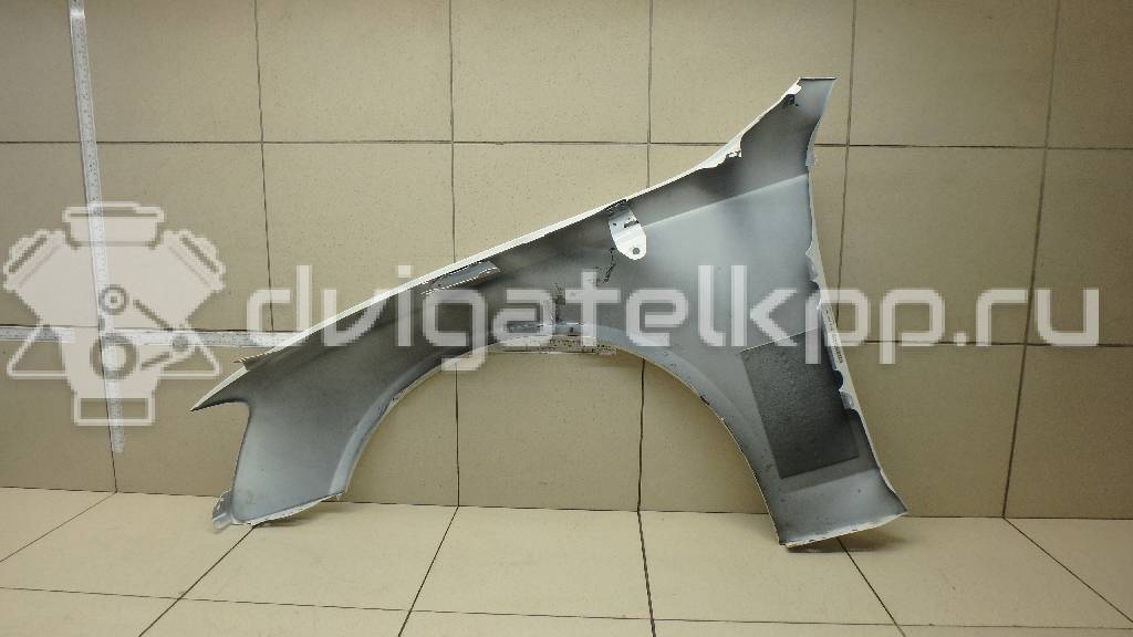 Фото Крыло переднее правое  8K0821106J для Audi A4 {forloop.counter}}