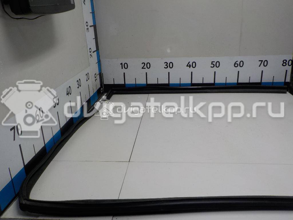 Фото Уплотнитель стекла двери  7338034001 для ssang yong Actyon New/Korando C {forloop.counter}}