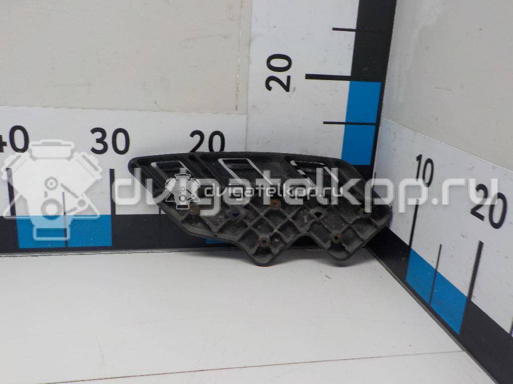 Фото Кронштейн фар левый  8310534090 для ssang yong Actyon New/Korando C {forloop.counter}}