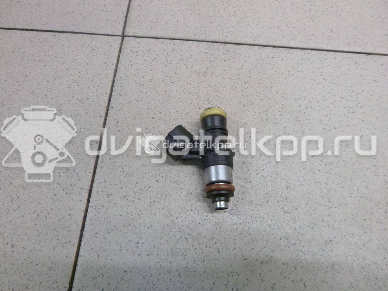 Фото Форсунка инжекторная электрическая  03C906039 для vw Caddy III {forloop.counter}}