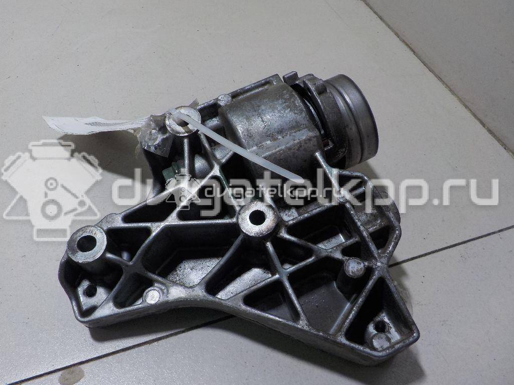 Фото Кронштейн генератора  03C903143B для Volkswagen Tiguan / Jetta {forloop.counter}}