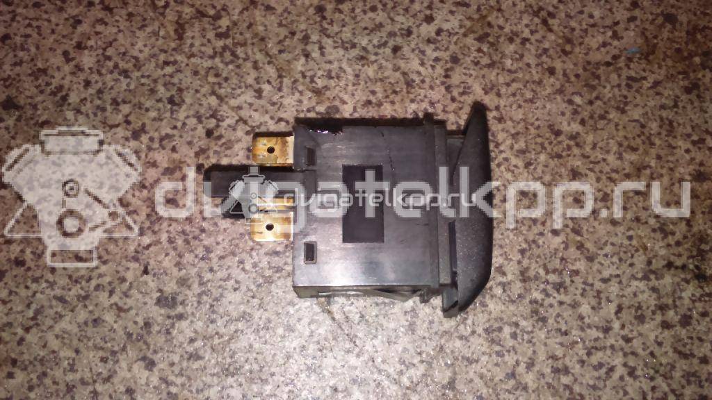 Фото Кнопка противотуманки  191941535B для Volkswagen Vento 1H2 / Jetta / Golf {forloop.counter}}