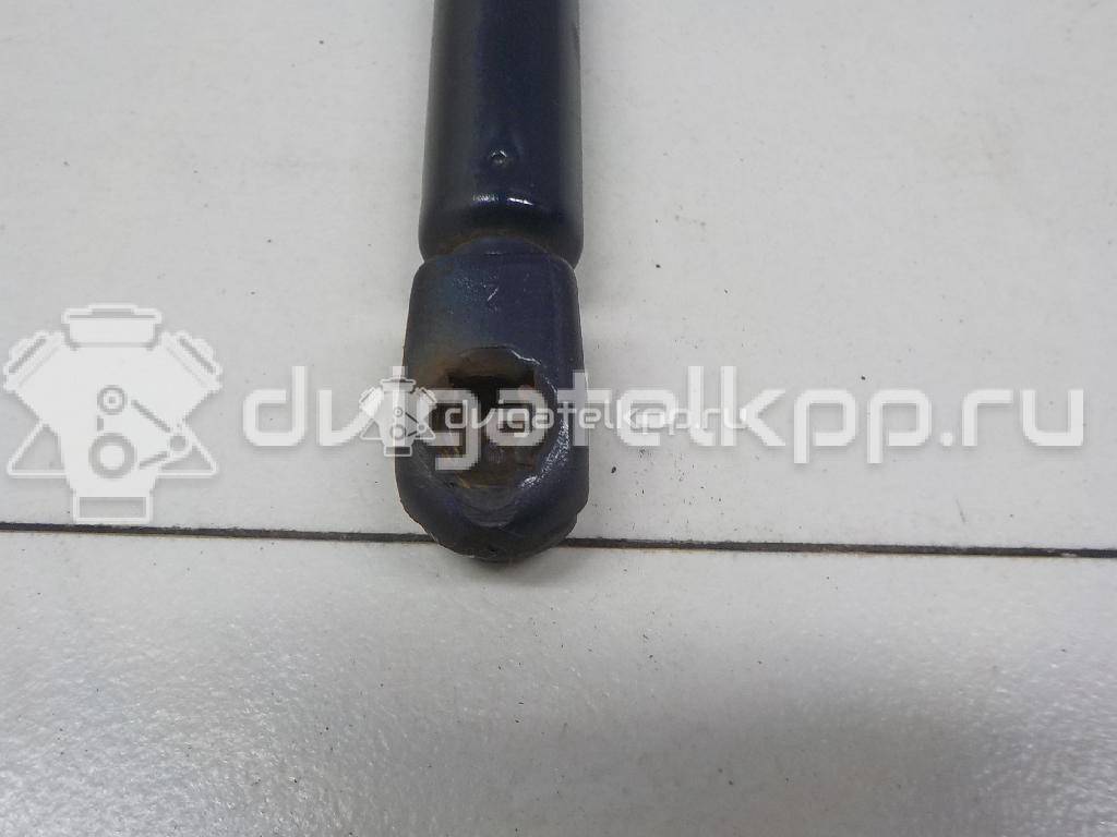 Фото Амортизатор крышки багажника  1H9827550A для Volkswagen Polo / Golf {forloop.counter}}
