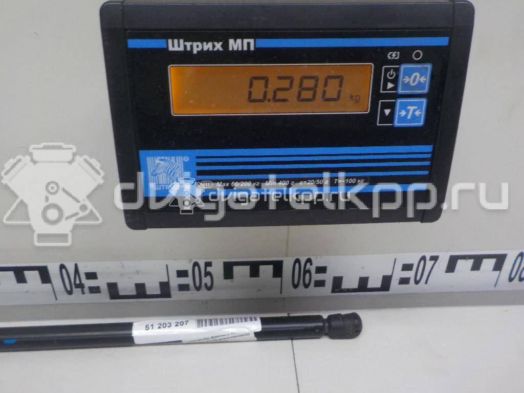 Фото Амортизатор крышки багажника  1H9827550A для Volkswagen Polo / Golf {forloop.counter}}