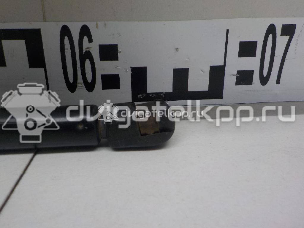 Фото Амортизатор крышки багажника  1H9827550A для Volkswagen Polo / Golf {forloop.counter}}