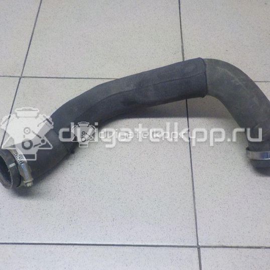 Фото Патрубок интеркулера для двигателя D16AA для Maruti Suzuki / Suzuki 120 л.с 16V 1.6 л Дизельное топливо 1366255P01