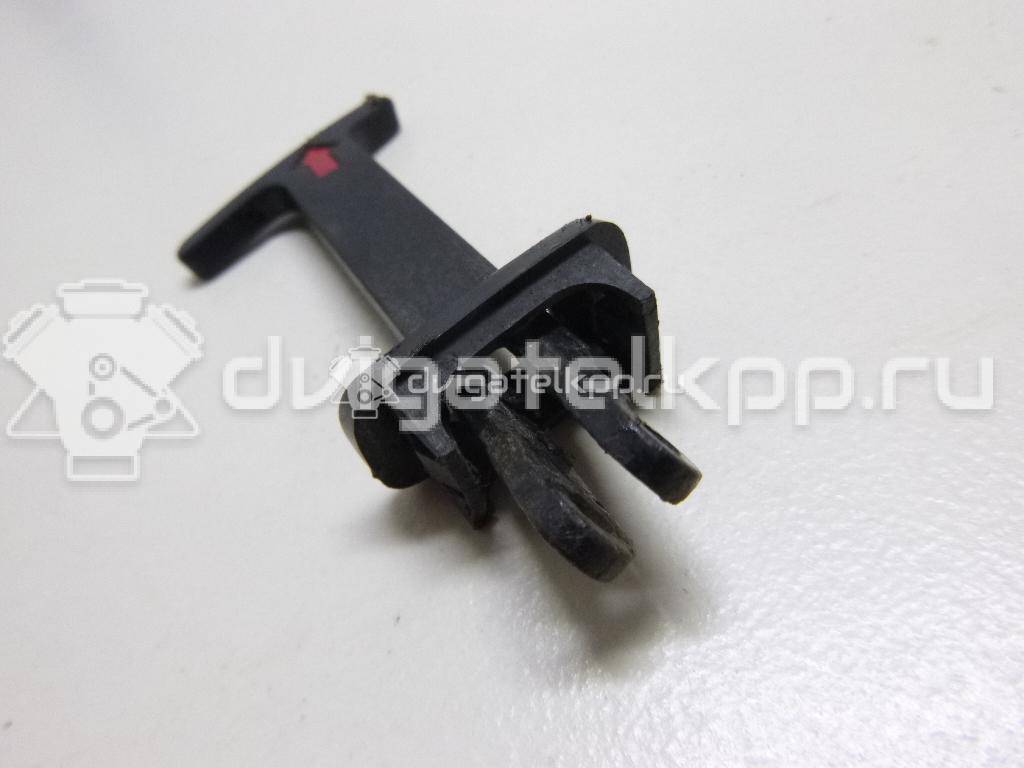 Фото Крючок капота  1J0823593C для Volkswagen Bora / Golf {forloop.counter}}