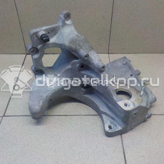 Фото Кронштейн ТНВД для двигателя D16AA для Maruti Suzuki / Suzuki 120 л.с 16V 1.6 л Дизельное топливо 1281362M00