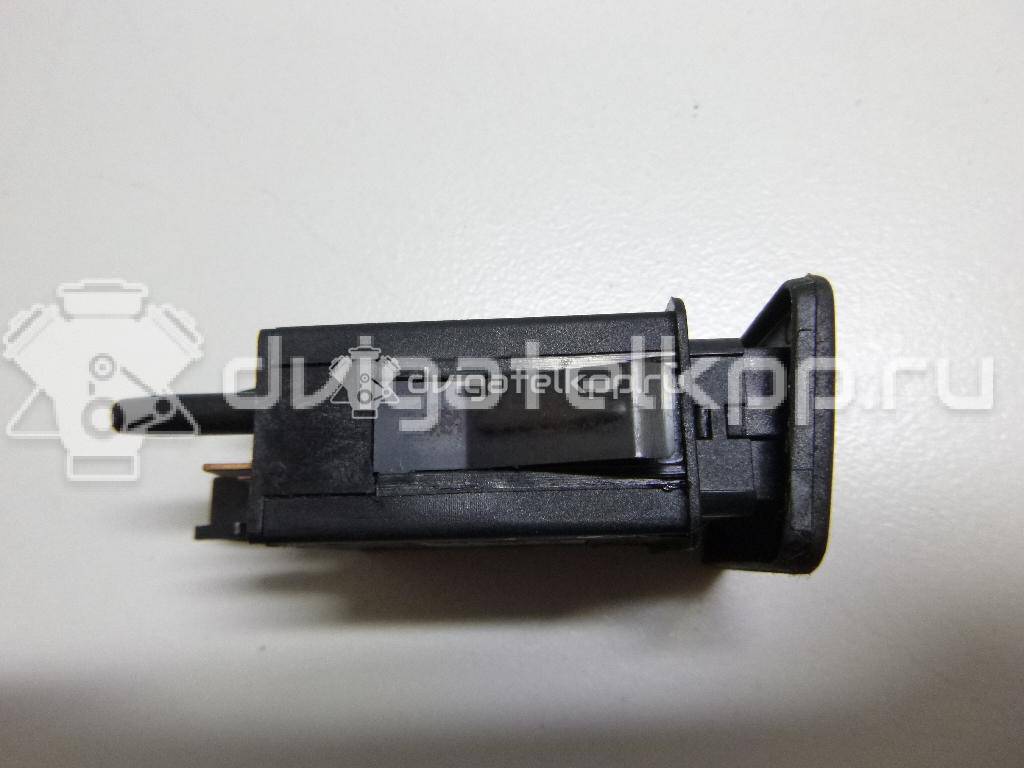 Фото Кнопка обогрева заднего стекла  1J0959621C для Volkswagen Bora / Golf {forloop.counter}}