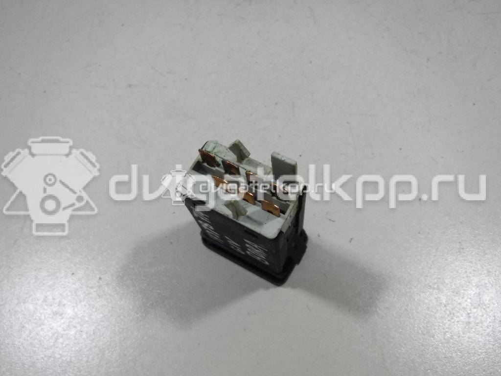 Фото Кнопка аварийной сигнализации  1J0953235J для Volkswagen Bora / Golf {forloop.counter}}