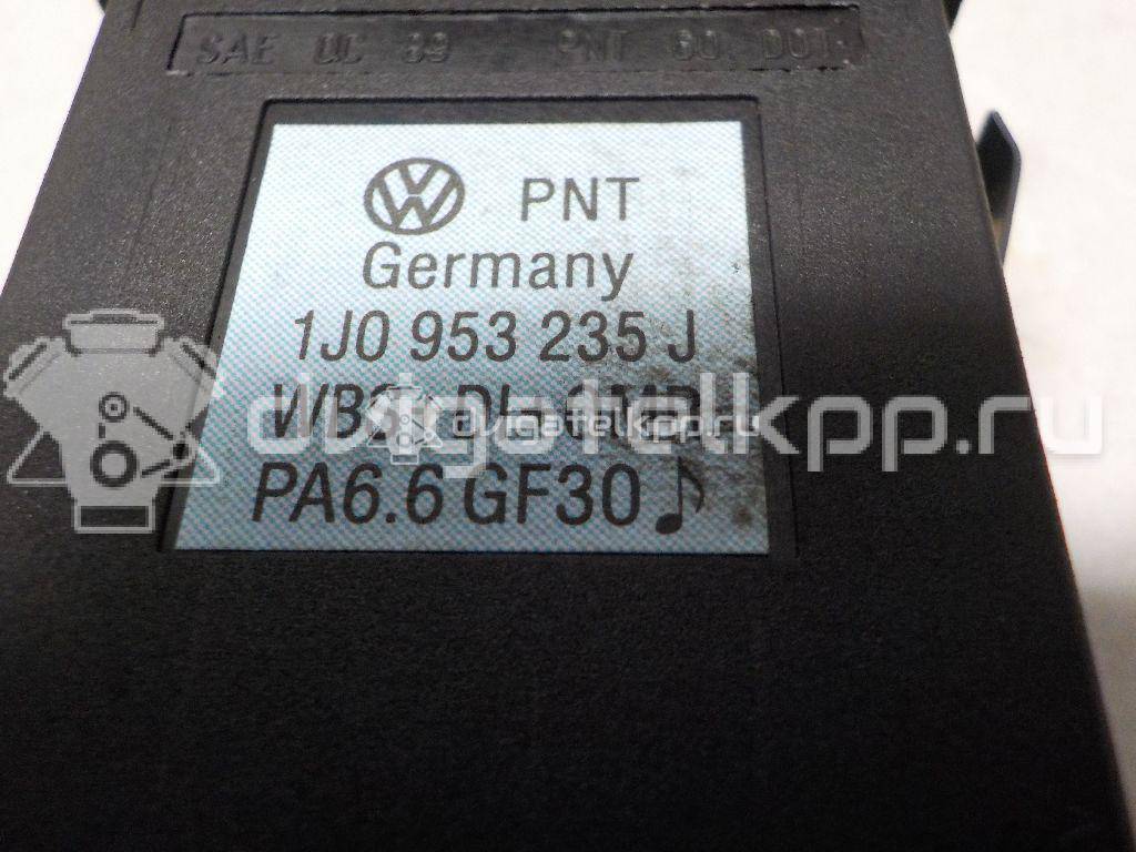 Фото Кнопка аварийной сигнализации  1J0953235J для Volkswagen Bora / Golf {forloop.counter}}