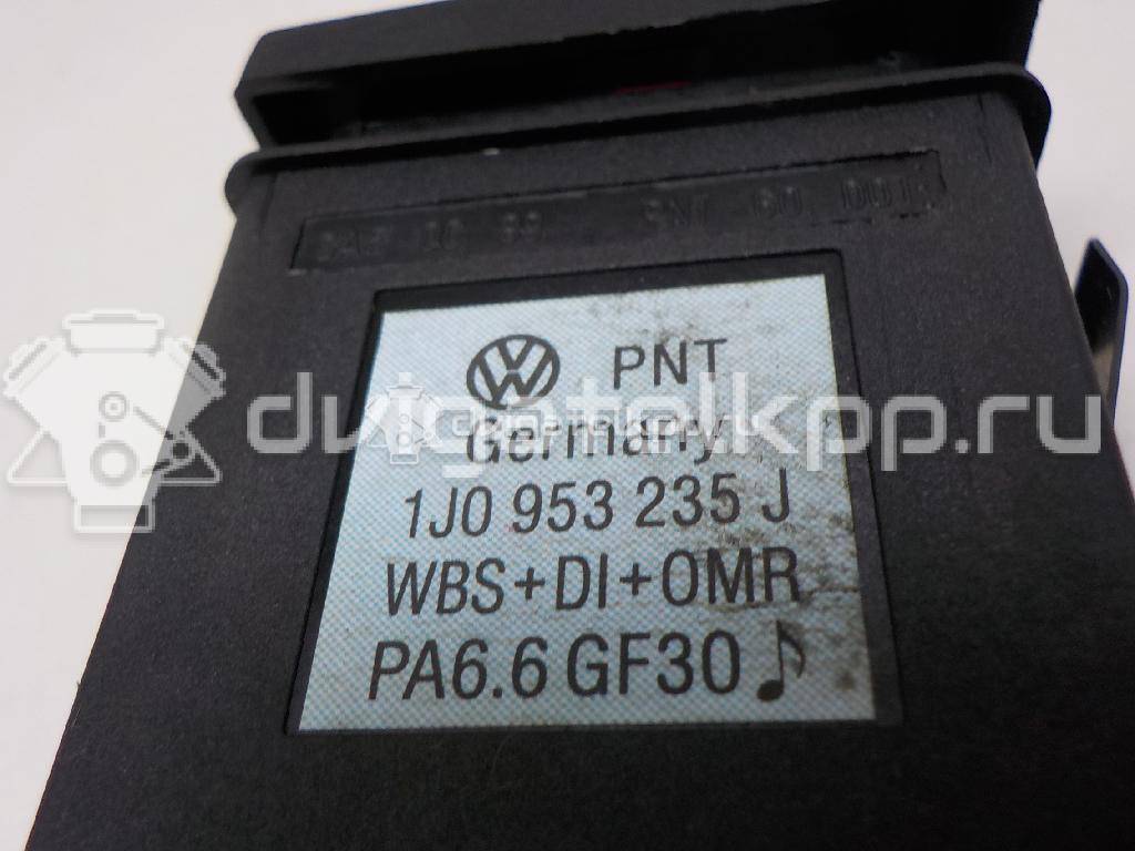 Фото Кнопка аварийной сигнализации  1J0953235J для Volkswagen Bora / Golf {forloop.counter}}