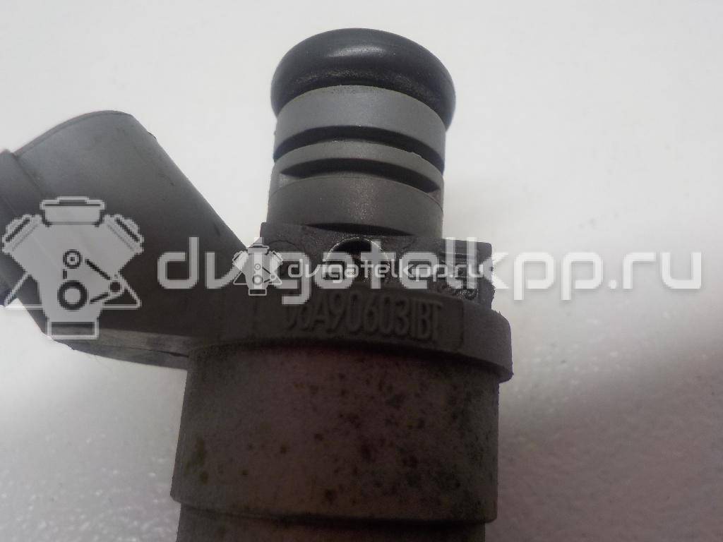 Фото Форсунка инжекторная электрическая  06A906031BT для Volkswagen Touran / Golf / Passat / Caddy / Jetta {forloop.counter}}