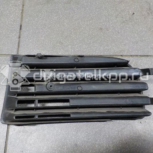 Фото Решетка в бампер правая  1K0853666 для Volkswagen Jetta / Golf