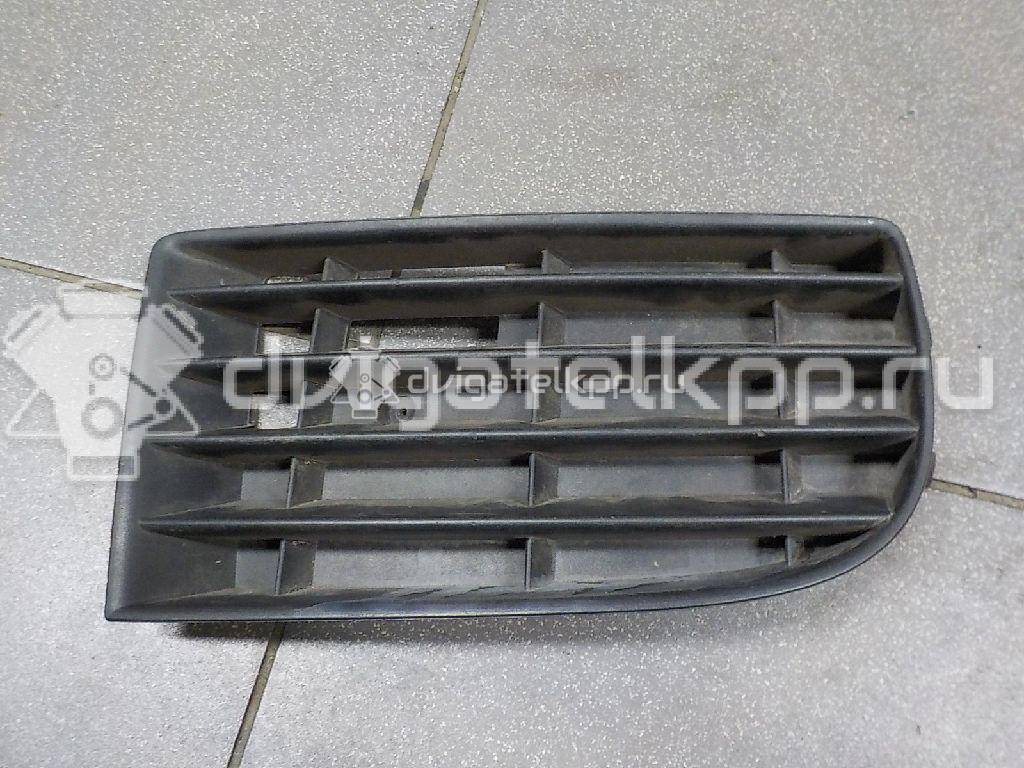 Фото Решетка в бампер правая  1K0853666 для Volkswagen Jetta / Golf {forloop.counter}}