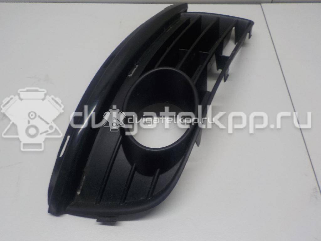 Фото Решетка в бампер правая  1K0853666 для Volkswagen Jetta / Golf {forloop.counter}}