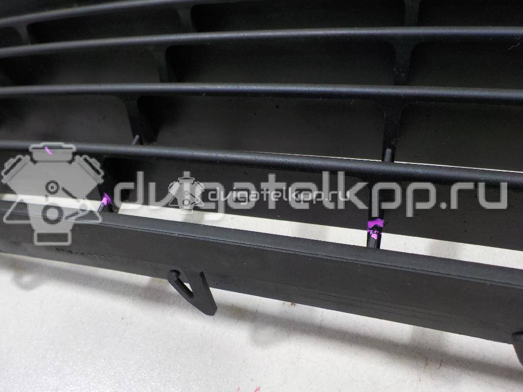 Фото Решетка в бампер центральная  1K0853677 для Volkswagen Golf {forloop.counter}}