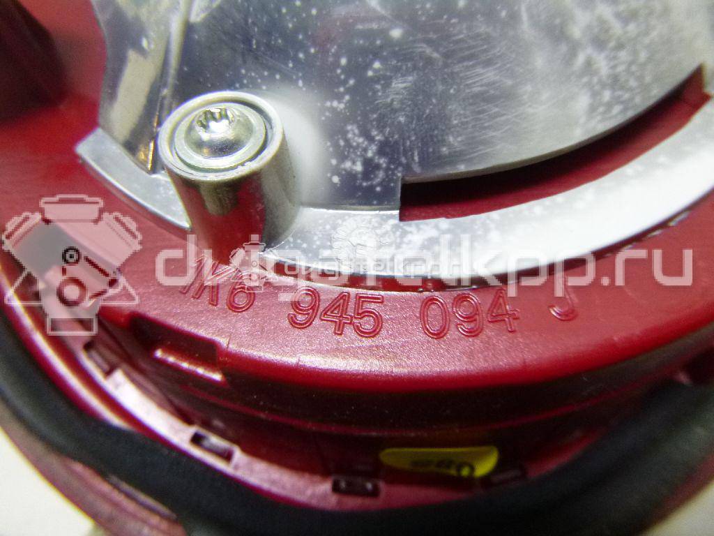 Фото Фонарь задний внутренний правый  1K6945094J для Volkswagen Golf {forloop.counter}}