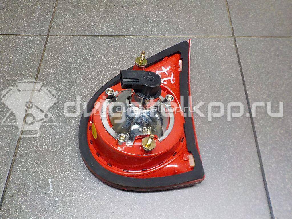 Фото Фонарь задний внутренний левый  1K6945093E для Volkswagen Golf {forloop.counter}}