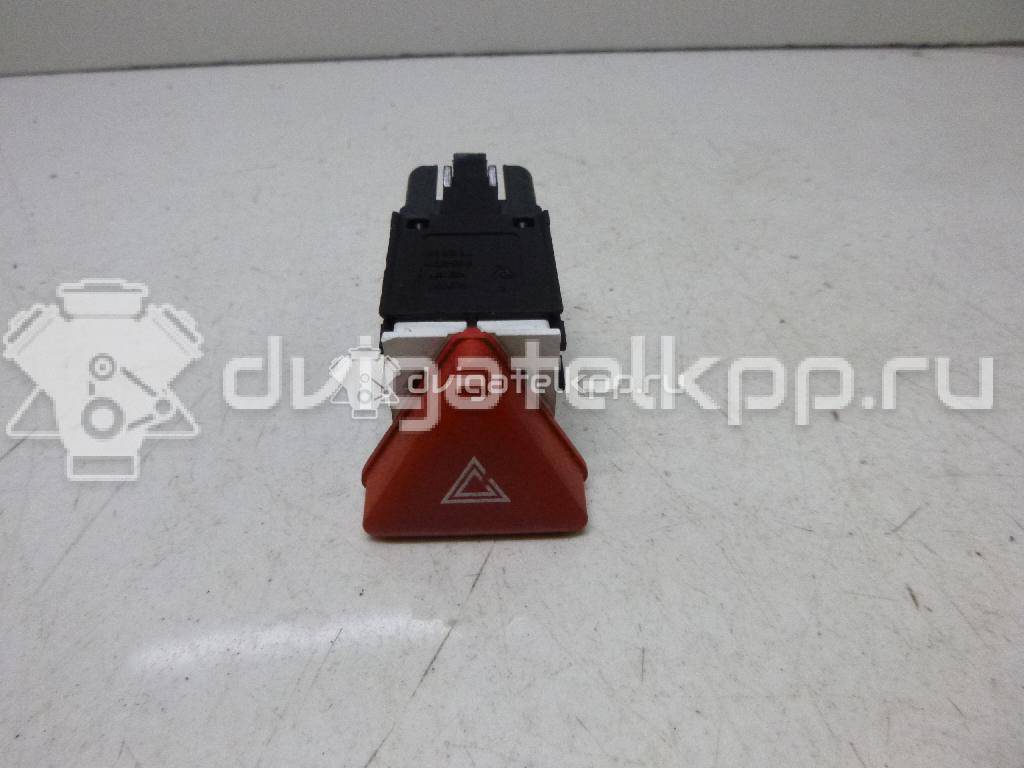 Фото Кнопка аварийной сигнализации  1K0953509A для Volkswagen Jetta / Golf {forloop.counter}}