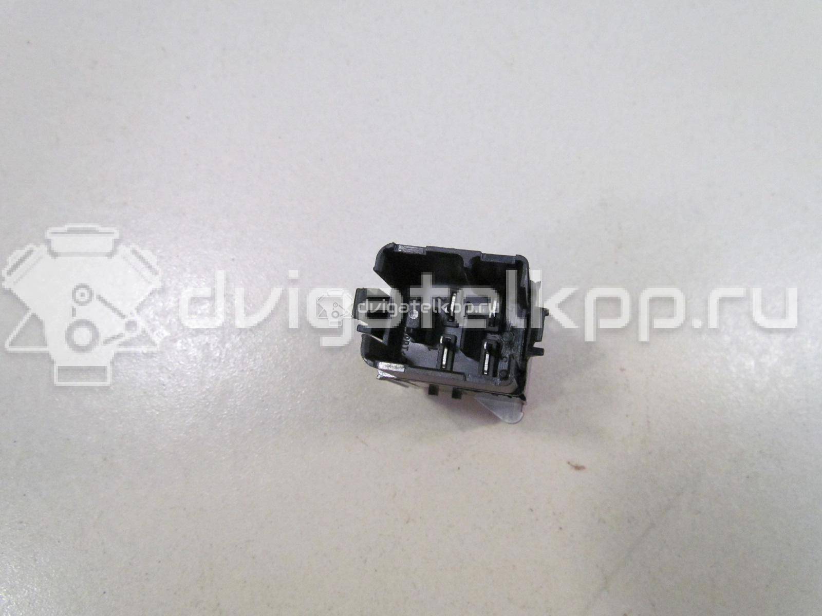 Фото Кнопка аварийной сигнализации  1K0953509A для Volkswagen Jetta / Golf {forloop.counter}}