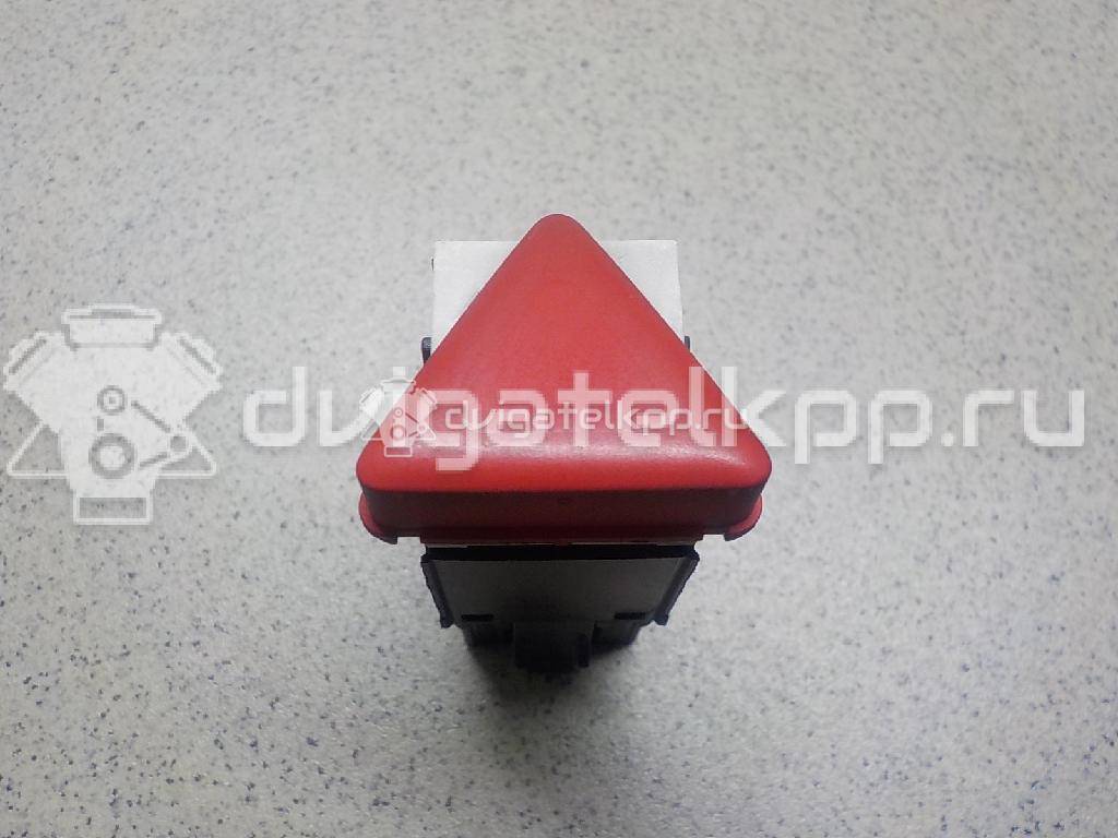 Фото Кнопка аварийной сигнализации  1K0953509A для Volkswagen Jetta / Golf {forloop.counter}}