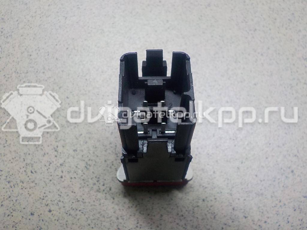 Фото Кнопка аварийной сигнализации  1K0953509A для Volkswagen Jetta / Golf {forloop.counter}}