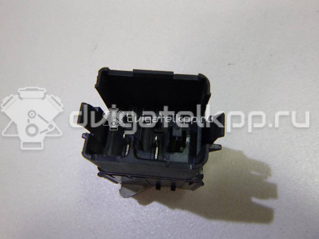 Фото Кнопка аварийной сигнализации  1K0953509A для Volkswagen Jetta / Golf {forloop.counter}}