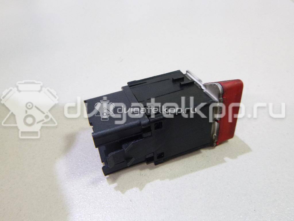 Фото Кнопка аварийной сигнализации  1K0953509A для Volkswagen Jetta / Golf {forloop.counter}}