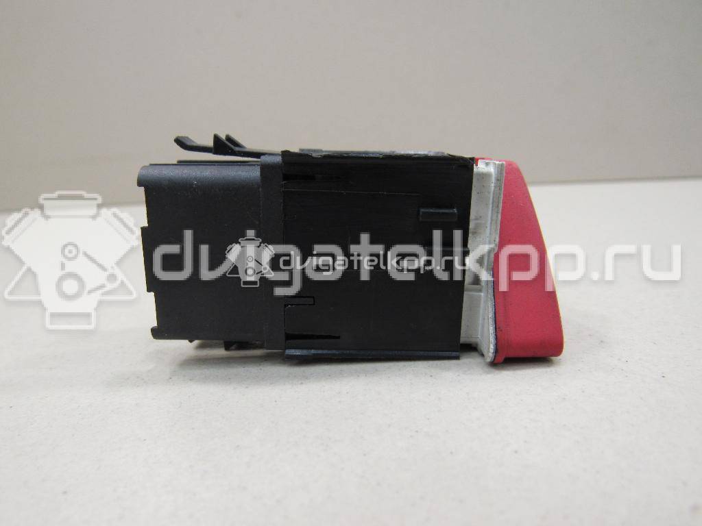 Фото Кнопка аварийной сигнализации  1K0953509A для Volkswagen Jetta / Golf {forloop.counter}}