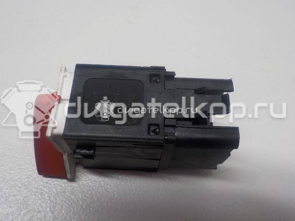 Фото Кнопка аварийной сигнализации  1K0953509A для Volkswagen Jetta / Golf {forloop.counter}}