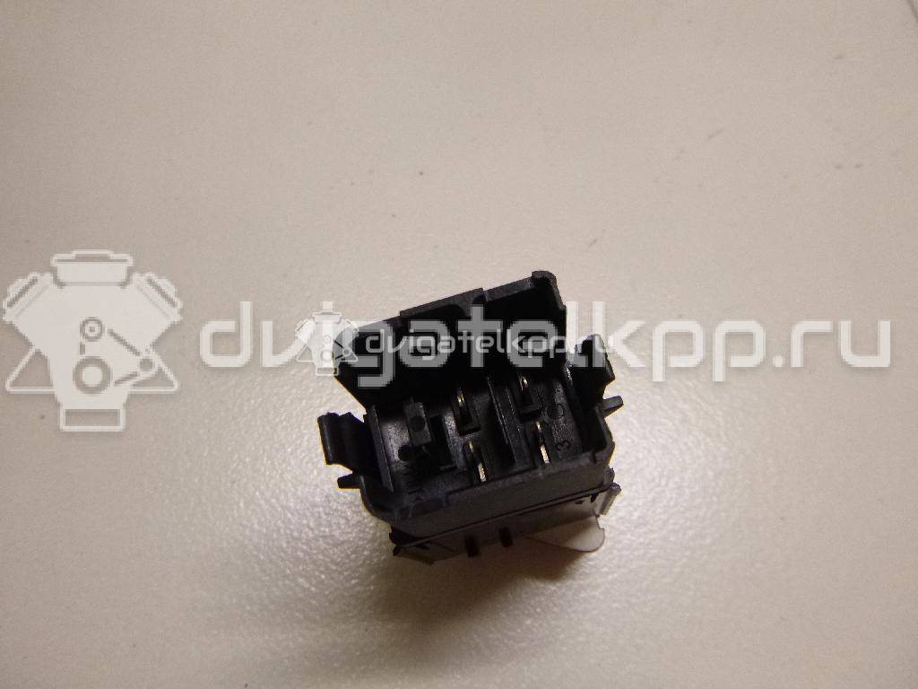 Фото Кнопка аварийной сигнализации  1K0953509A для Volkswagen Jetta / Golf {forloop.counter}}