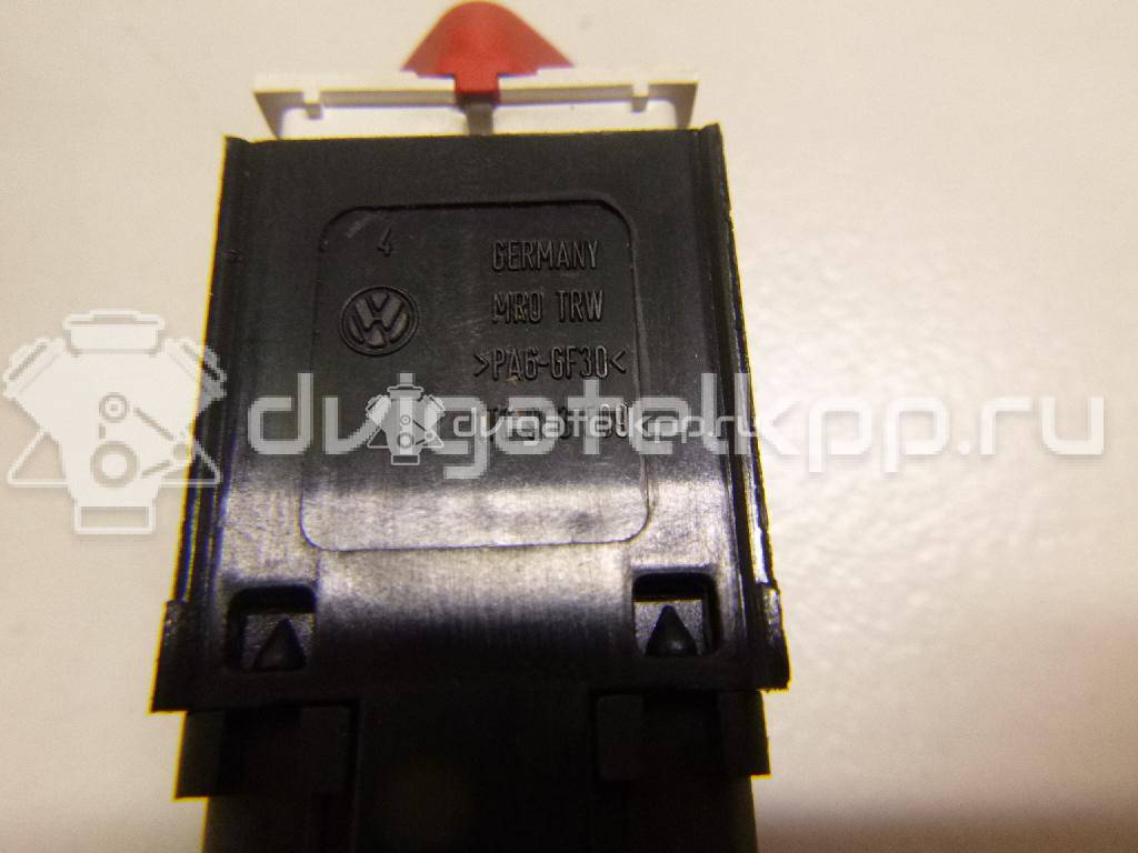 Фото Кнопка аварийной сигнализации  1K0953509A для Volkswagen Jetta / Golf {forloop.counter}}