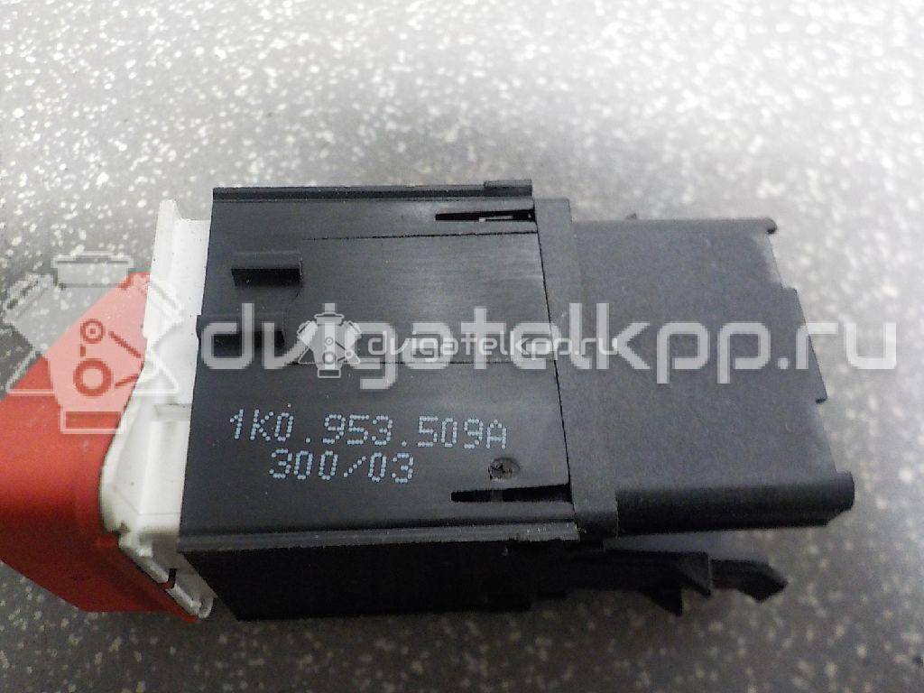 Фото Кнопка аварийной сигнализации  1K0953509A для Volkswagen Jetta / Golf {forloop.counter}}