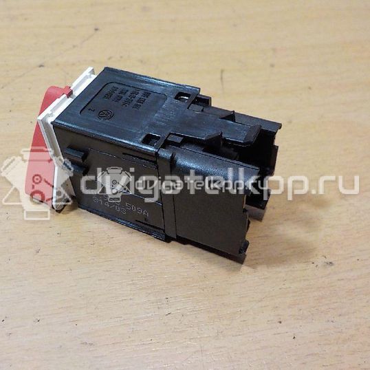 Фото Кнопка аварийной сигнализации  1K0953509A для Volkswagen Jetta / Golf