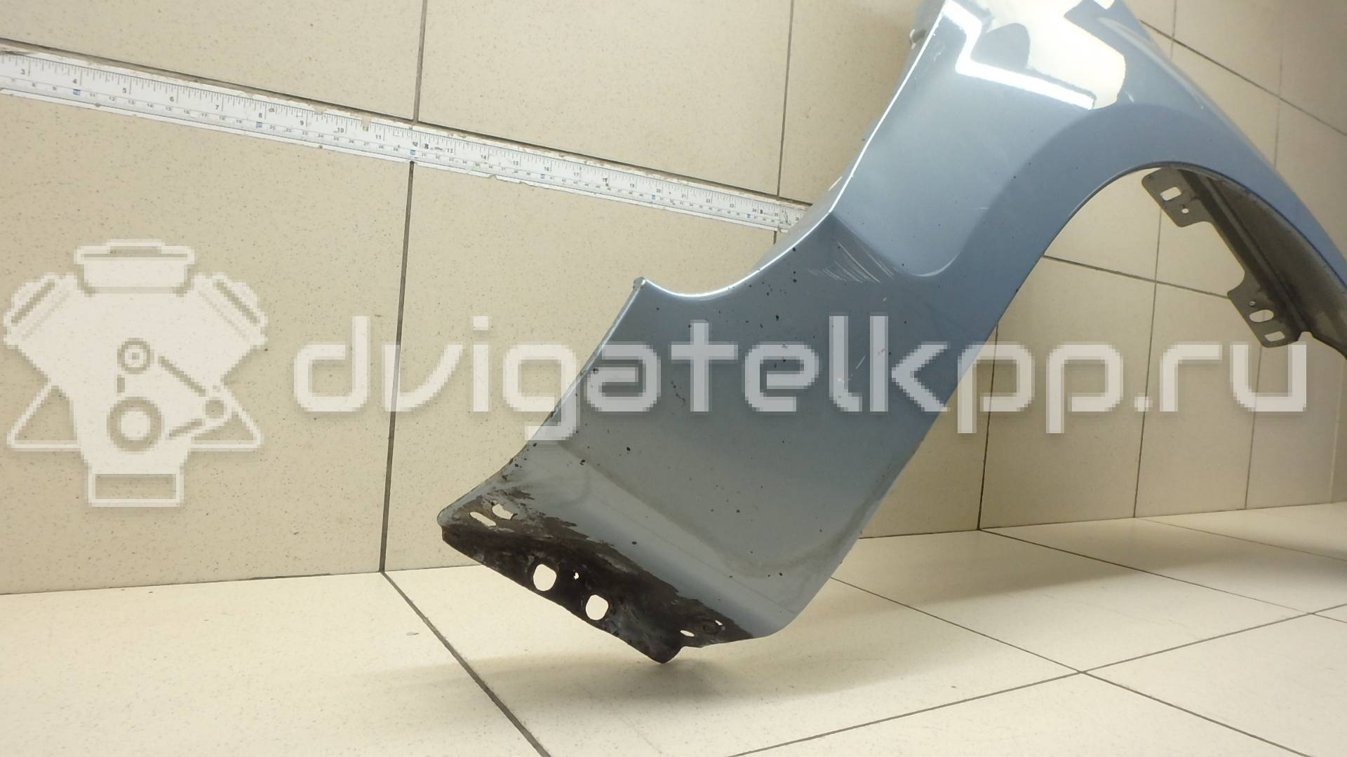 Фото Крыло переднее правое  1521596 для Ford Focus {forloop.counter}}