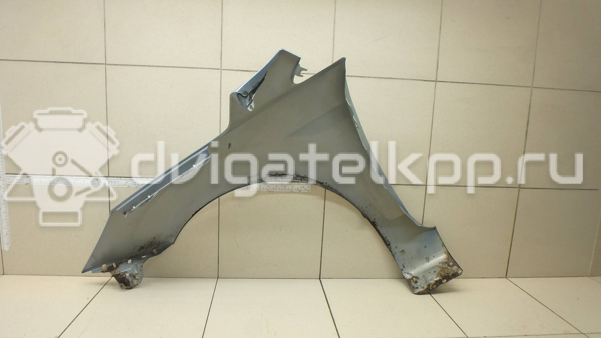 Фото Крыло переднее правое  1521596 для Ford Focus {forloop.counter}}