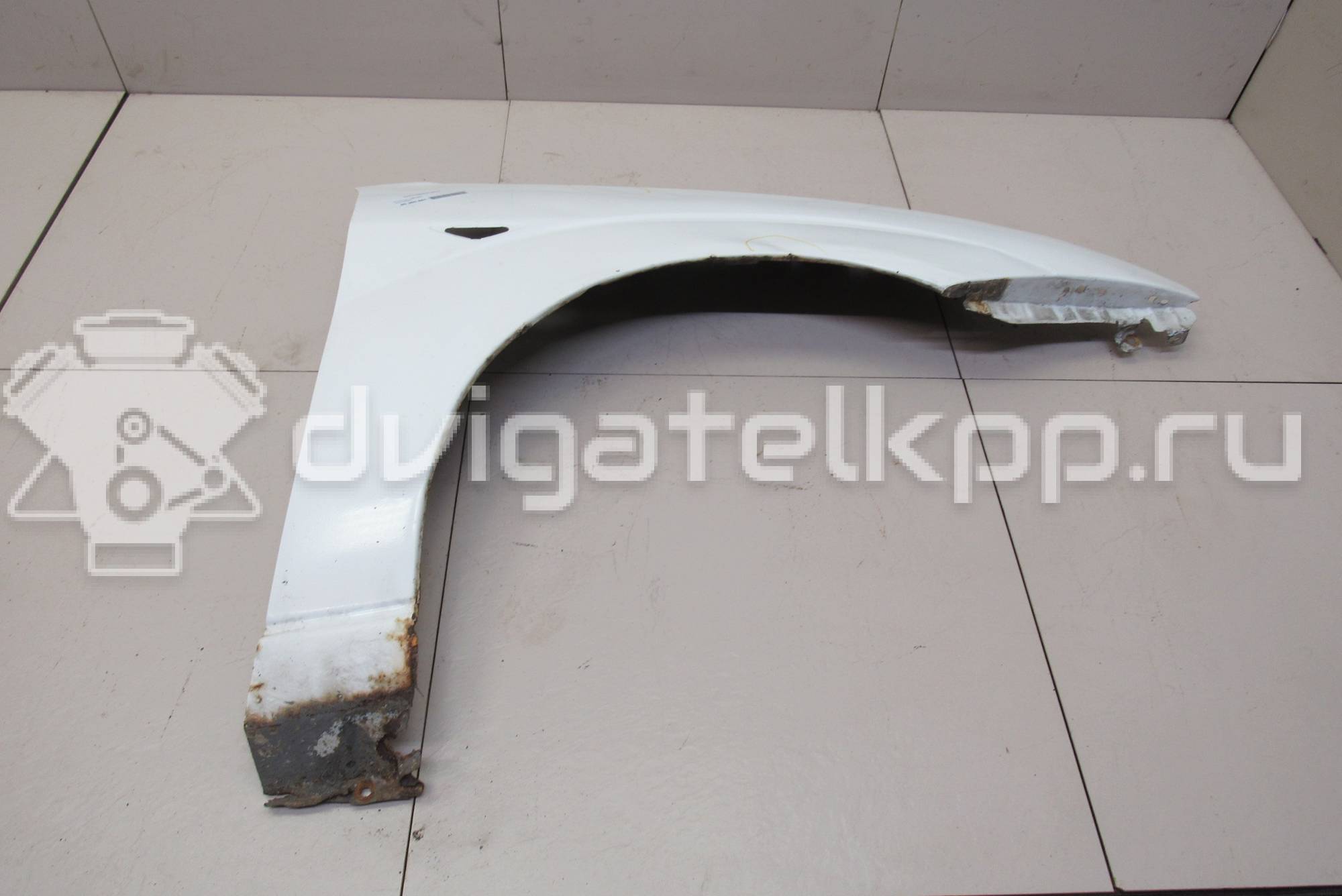 Фото Крыло переднее правое  1350731 для Ford Focus {forloop.counter}}