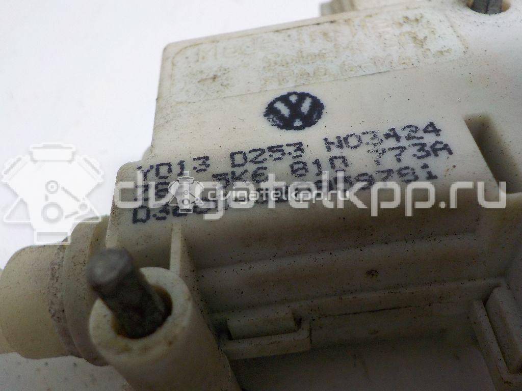 Фото Активатор замка крышки бензобака  5K6810773A для Volkswagen Passat / Lupo 6X1, 6E1 / Golf {forloop.counter}}