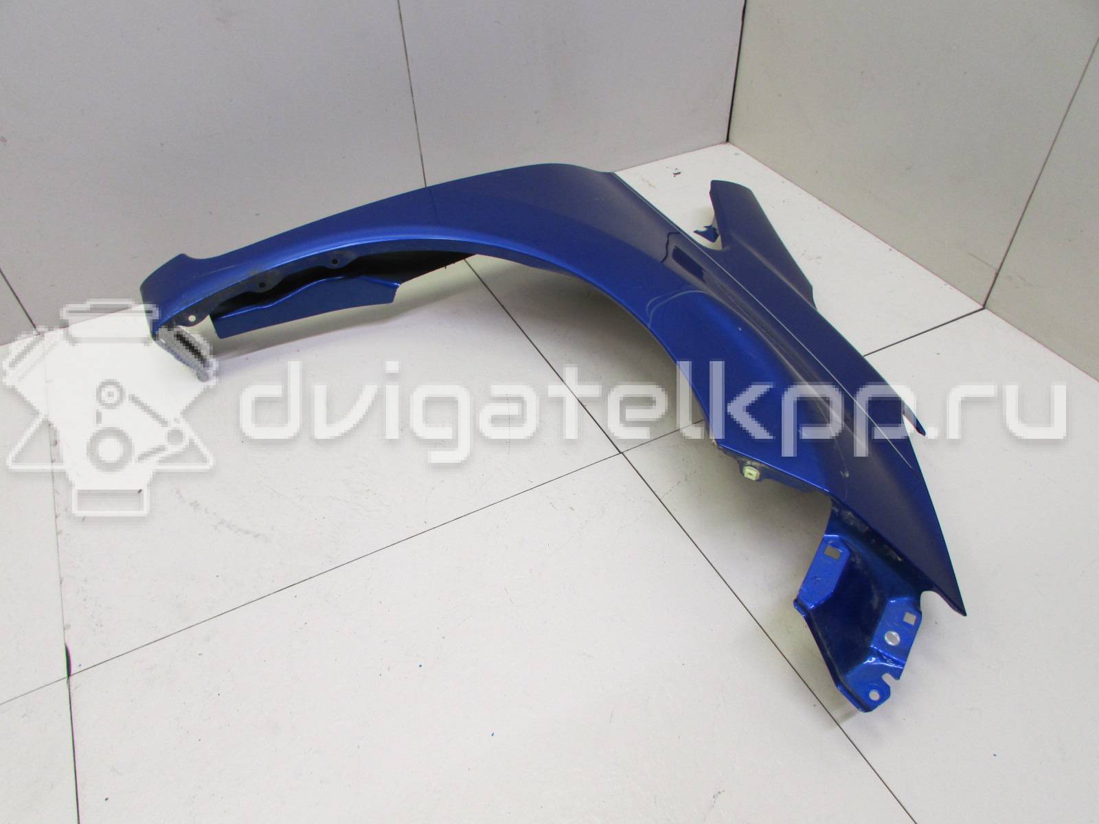 Фото Крыло переднее правое  FCA003WCMC для Nissan Note {forloop.counter}}