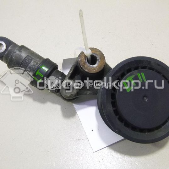 Фото Ролик руч.ремня с кронштейном  074145283 для Volkswagen Transporter / Lt / Crafter